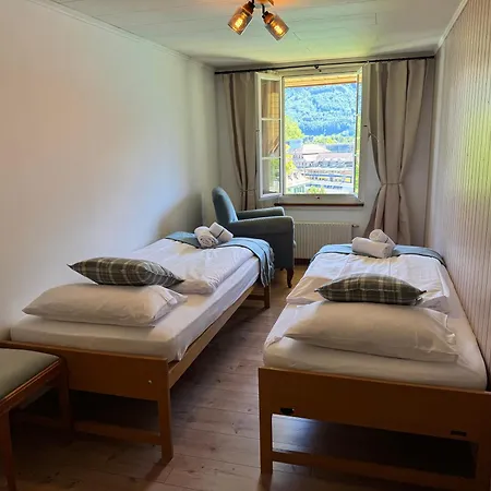 River-kissed Retreat With Iconic Jungfraujoch View Appartamento Interlaken
